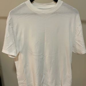 A&F Easy Tee in white, size S